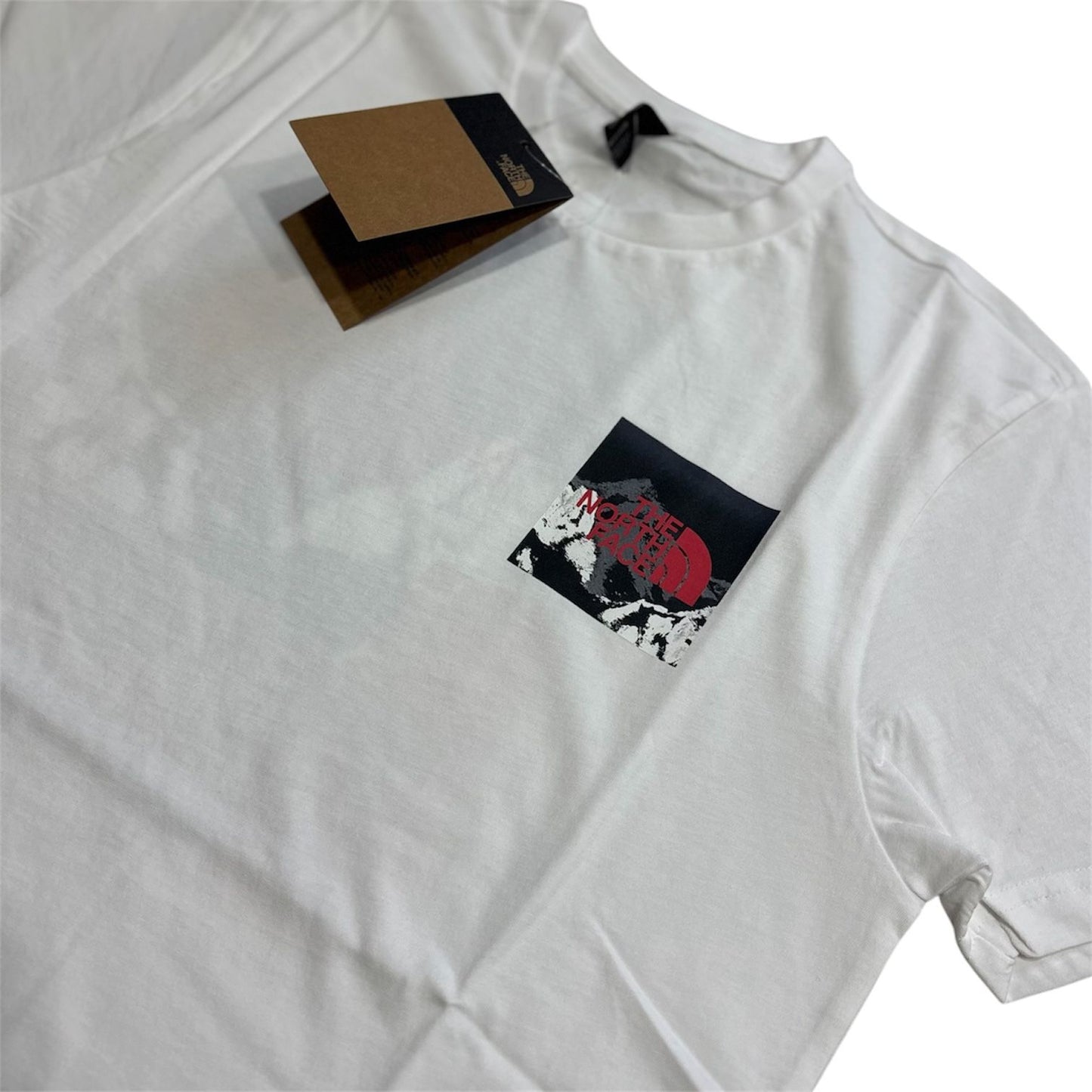 T-SHIRT THE NORTH FACE